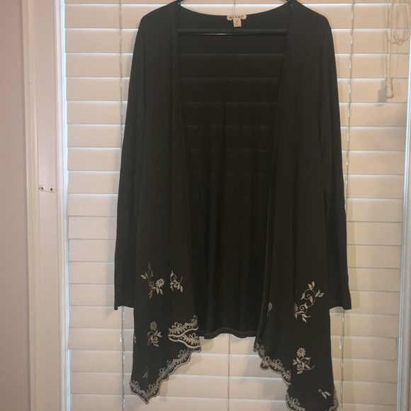 miami Sweaters - Miami Cardigan M olive color + flower embroidery